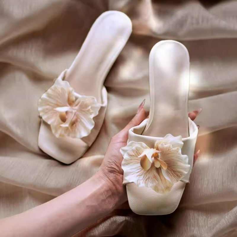 Streetwear Brand Shoes - Marken-Damensandalen 2026 Sommer Neue Elegante Blumen-Sandalen